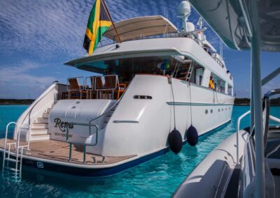 Rena-145-nqea-luxury-charter-yacht-profile-19